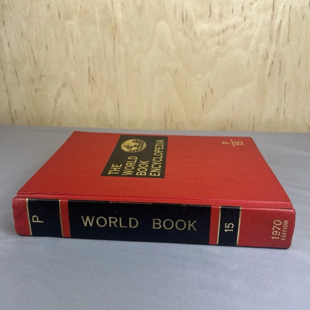 1970 The World Book Encyclopedia Volume 15-P Hardcover Vintage Book
